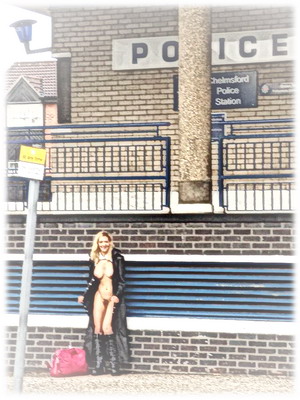 Amateur Flasher In England